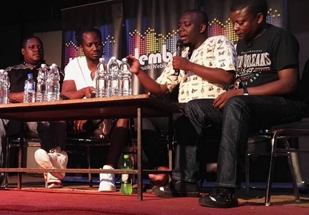 Bebe Cool in white at Bat Valley during the talk show