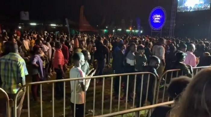 Some of teh fans at Fik Fameica's My Journey concert