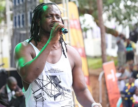 Bebe Cool during one of his perfomances
